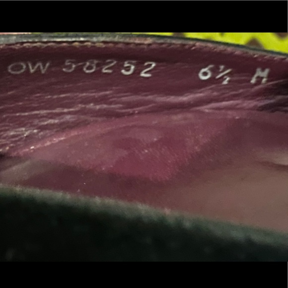 Stuart Weizman Black Suede Shoes - US 6.5 - Picture 6 of 7